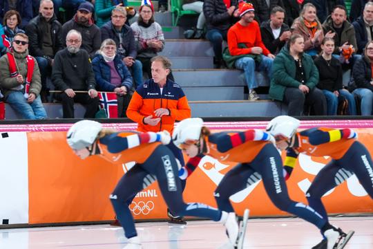 Bondscoach Rintje Ritsma kiest voor opvallende namen op ongebruikelijk schaatsonderdeel bij World Cup Heerenveen