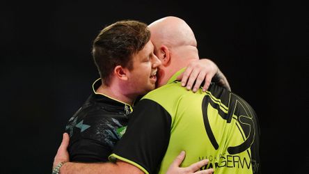 'Gebroken' tegenstander uit waardering voor Michael van Gerwen: 'Bedankt voor de mooie woorden'