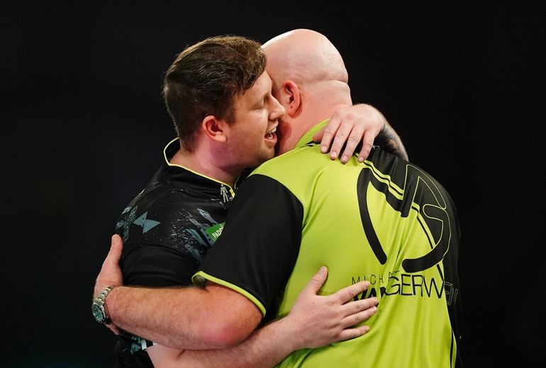 'Gebroken' tegenstander uit waardering voor Michael van Gerwen: 'Bedankt voor de mooie woorden'