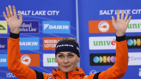 Eindelijk beet: Irene Schouten wint 3000 meter bij World Cup in Quebec