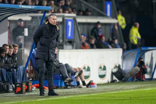 Oud-topscheidsrechter fileert KNVB na 'buitengewoon slordige situatie': 'Er is elke week wel wat'