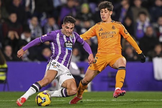 'Ajax bereikt akkoord met Real Valladolid over nieuwe rechtsback'