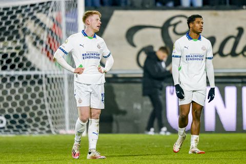 Nieuw puntenverlies PSV zorgt voor flinke irritaties: 'Er zijn net harde woorden gevallen'