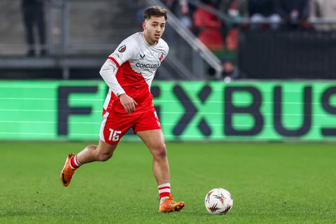 'Plottwist in strijd om handtekening FC Utrecht-smaakmaker: verdediger kiest voor lucratieve stap'