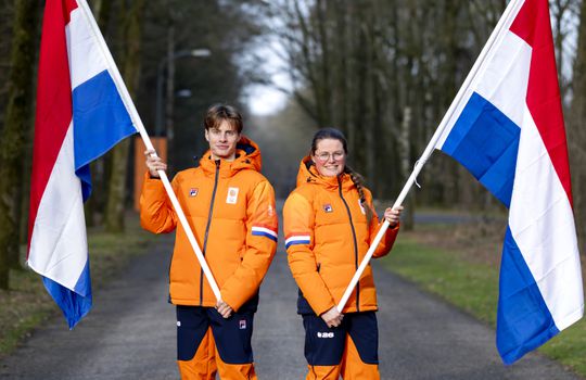 Dit zijn de vlaggendragers van TeamNL tijdens openingsceremonie Winterspelen: groot litteken en durfal