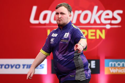 Darts UK Open | Gian van Veen loot Damon Heta, Luke Littler tegen Dave Chisnall