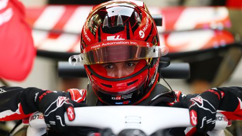 F1-coureur moest overgeven van de hitte, maar is ontevreden over bedachte oplossing: 'Dat doet pijn'