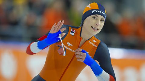 Femke Kok sluit 500 meter ongeslagen af, Jutta Leerdam en Suzanne Schulting schudden hun hoofd