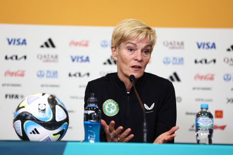 Nederlandse voetbaltrainer is getuige van raketaanval: 'We zaten net op de verkeerde plek'