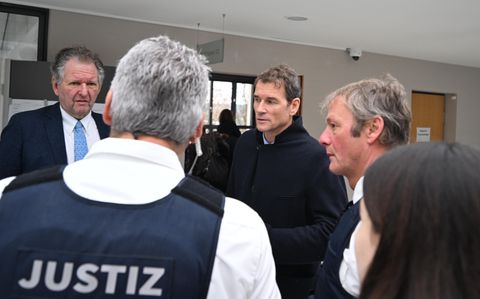 Duitse voetballegende krijgt torenhoge boete na wangedrag: meer details over opvallende zaak