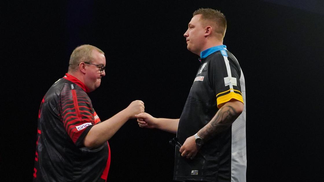 Enorme tweestrijd voor topdarter in Premier League Darts: 'Niet leuk om ...