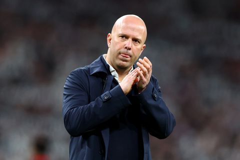 Britse media verbijsterd over actie Arne Slot: 'Zijn slechtste idee ooit'