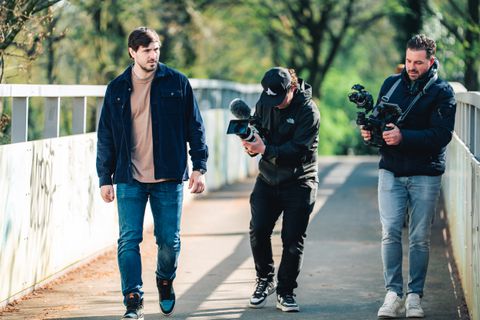 Tegenstander Rico Verhoeven vertelt over bijzonder talent: 'Dat doe ik bij een kampvuur of samen met mijn dochters'