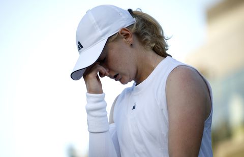 Enorme shock tijdens tennistoernooi: jonge tennisster (24) zakt in elkaar