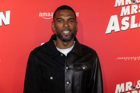 Oud-topvoetballer (39) duikt op in buitenlands datingprogramma: 'In Nederland kent iedereen me wel'