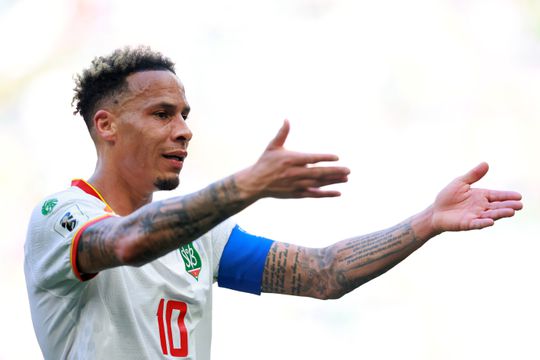 Voetballers Eredivisie mogen weer hopen in beruchte paspoortgate: kinderen spelen rol