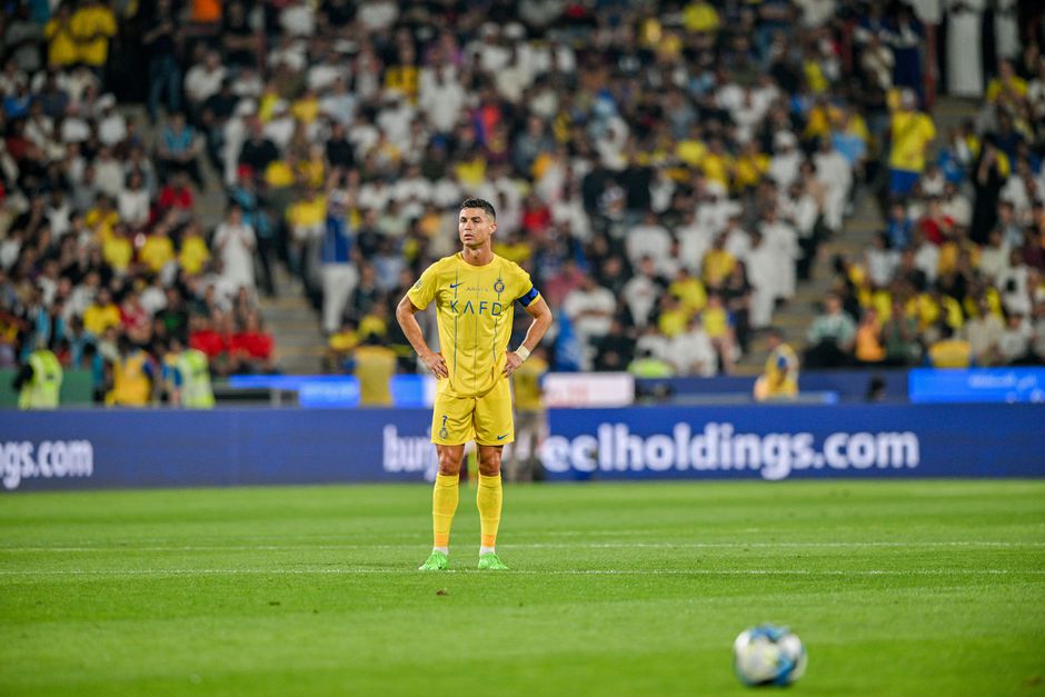 Cristiano Ronaldo maakt schitterend doelpunt en bereikt King's Cup-finale
