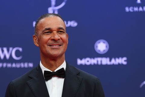 Ruud Gullit krijgt lachers op de hand door vreemde ontmoeting met voetbalicoon: 'Ik vond het een rare vraag'