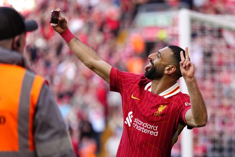 Het geheim achter de selfie van Mohamed Salah in de kampioenswedstrijd van Liverpool