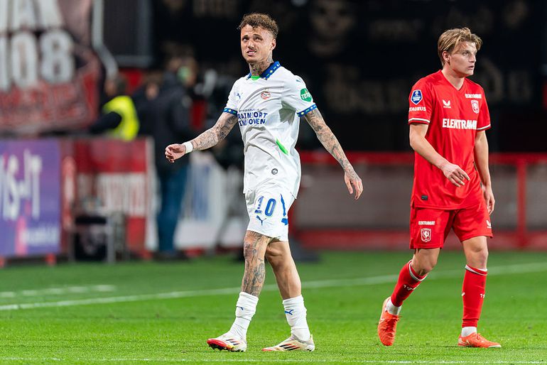 PSV'er Noa Lang belachelijk gemaakt vanwege nieuwe tattoo: 'Hij heeft écht géén hersencel, nul!'