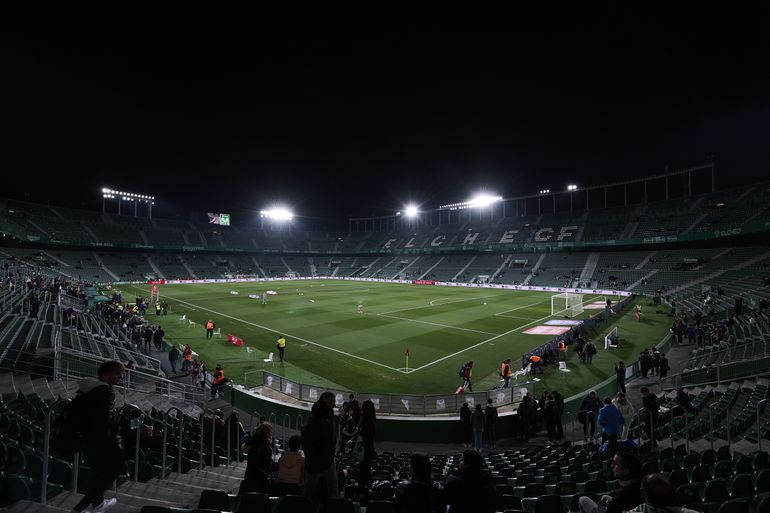 Stadiondrama door zonnebloempitten: Spaanse club stelt verbod in