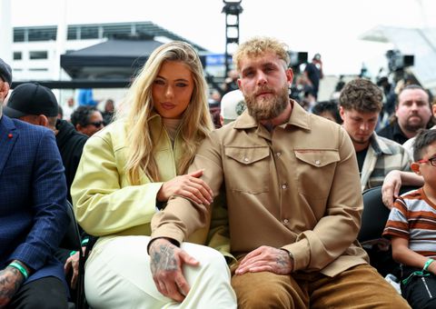 Schaatsicoon Jutta Leerdam is middelpunt in 'twee gekke weken' van Jake Paul: 'Nog meer houden van Jut'