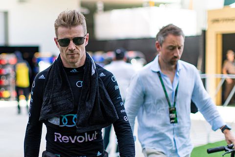 Grote schrik in Miami: collega van Max Verstappen (38) ziet sprintrace in rook opgaan