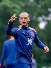'Gesprek met Koeman blijft geheim': Xavi Simons hoopt ook in Oranje zijn beste spel te laten zien