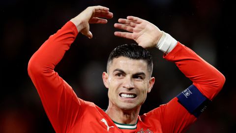 Cristiano Ronaldo wacht nog even met nieuwe club: 'Gefocust op dit doel'