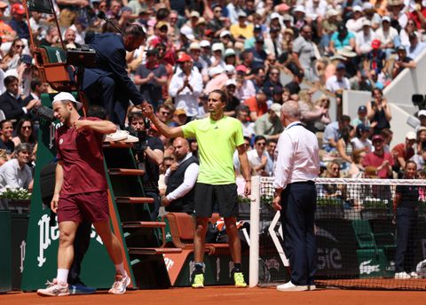 Toptennisser Tallon Griekspoor maakt bizar einde aan droomsprookje op Roland Garros