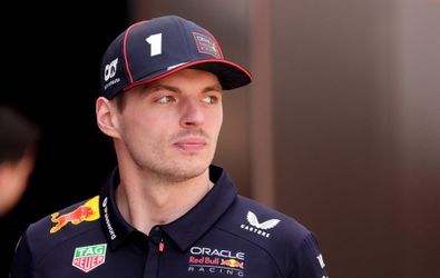 Max Verstappen laat Kelly Piquet en dochter Lily wachten: topcoureur vliegt naar opmerkelijke plek na drama in Spanje