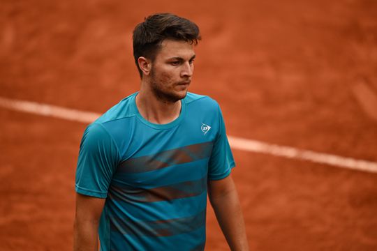 'Smerige actie' richting tennisser op Roland Garros zorgt voor veel onbegrip: 'Hoe dom ben je dan?'