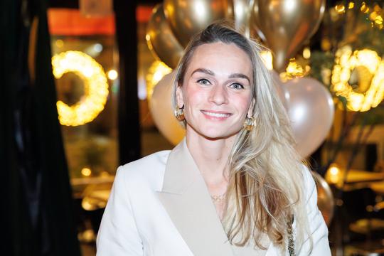 Schaatskampioene Irene Schouten (33) aast op eervolle prijs: 'Hoe leuk is dat!'