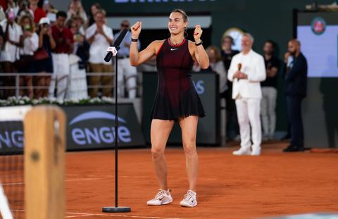 Felle kritiek op verzoek aan toptennisster Aryna Sabalenka op Roland Garros: 'Dit is zo raar'