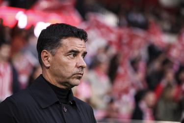 Míchel hoopt zondag nog op sterspeler en heeft slecht nieuws voor Duitse aanwinsten