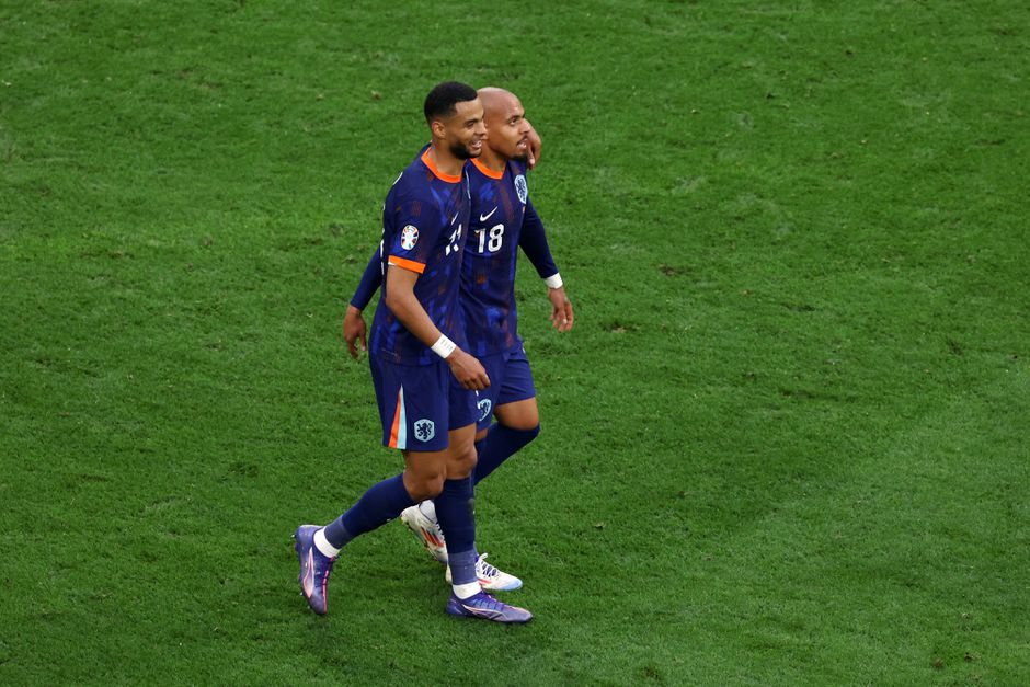 Bevrijding op EK: uitblinkende Cody Gakpo en Donyell Malen leiden sterk Nederland naar kwartfinales