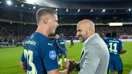 Peter Bosz over veelbesproken wedstrijden van Joey Veerman op EK: 'Hij was veel te kritisch op zichzelf'