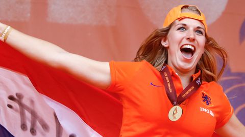 Oranje Leeuwinnen krijgen waarschuwing van EK-winnares: 'Toen dacht ik wel: jemig, dit is wel heftig'