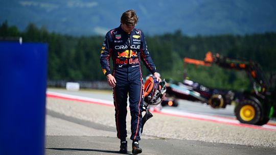 Red Bull geeft twijfelachtige update over toekomst Max Verstappen: 'Kan ik me niet herinneren'