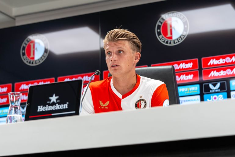 Sem Steijn ziet droomscenario voor zich met nieuwe concurrent bij Feyenoord: 'Dan schiet ik ze binnen'