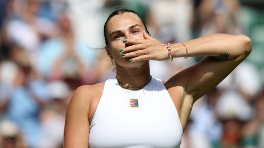 Toptennisster Aryna Sabalenka gooit hoge ogen met intieme foto's: 'Ik hou van Brazilië!'