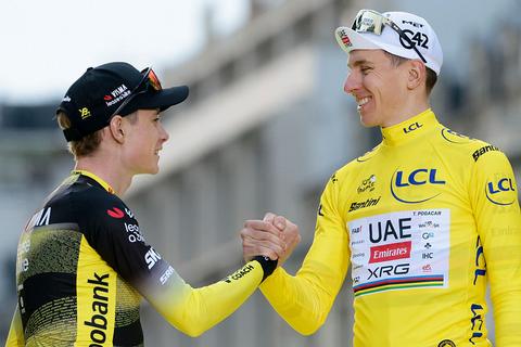 Jonas Vingegaard staat voor lastige keuze in de Tour de France tegen Tadej Pogacar: 'Het moet anders'