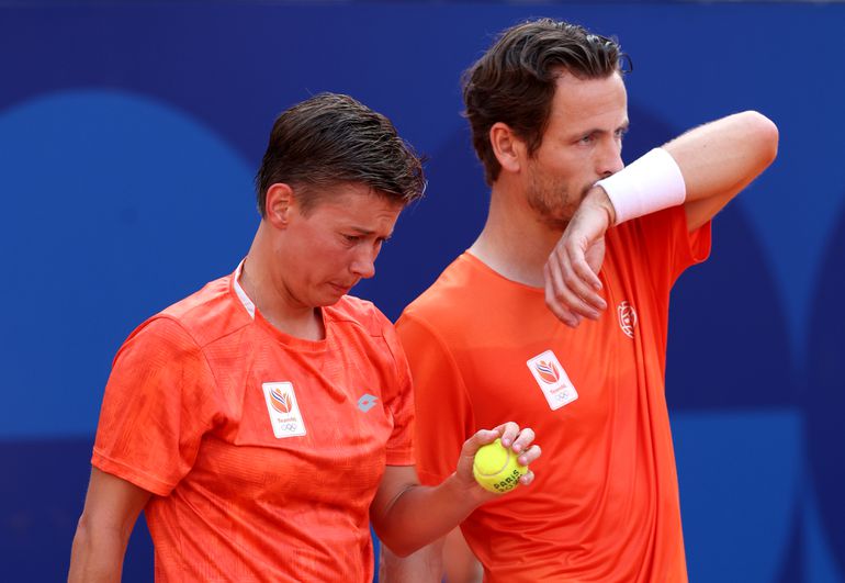 Nederlanders Demi Schuurs en Wesley Koolhof laten unieke kans liggen: géén tennismedaille voor TeamNL