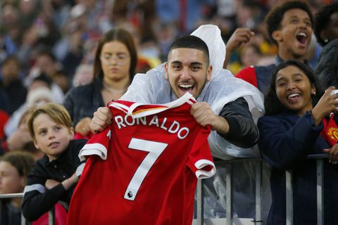 Manchester United-fans mogen door opmerkelijke reden geen shirts met Cristiano Ronaldo achterop kopen