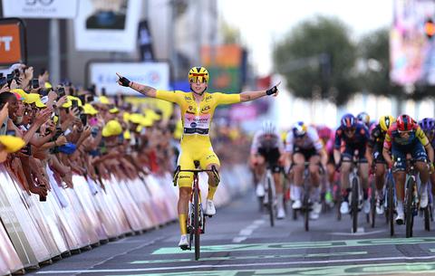 Uitslagen en algemeen klassement Tour de France Femmes | Lorena Wiebes domineert met ritzeges en truien