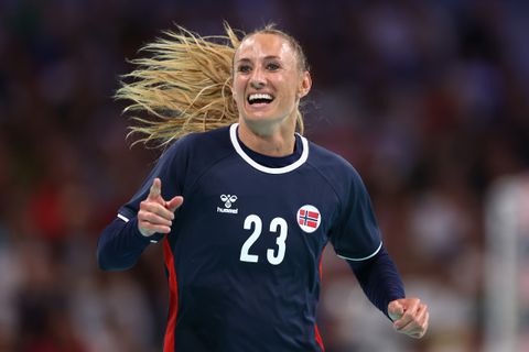 Emotionele terugkeer handbalicoon (38) vlák na ernstige ziekte: 'Zonder haar die arena betreden...'