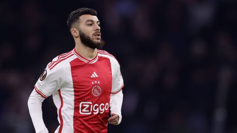 Opvallend: geflopte ex-Ajacied verbreekt transferrecord in Spanje