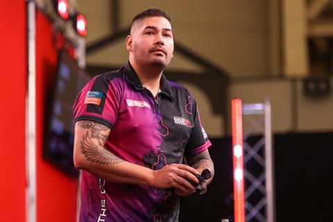 Gepijnigde topdarter Jelle Klaasen (41) kiest voor nieuwe stap in carrière: 'Dat is het allermoeilijkste'