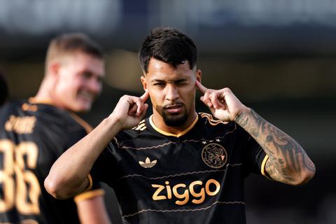 Amsterdamse influencer doet opmerkelijke voorspelling voor Ajax - PSV: 'Daar ga ik echt niet in mee'