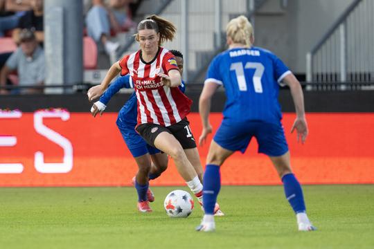 Voetbalsters PSV lopen Champions League mis na gelijkspel in laatste voorronde